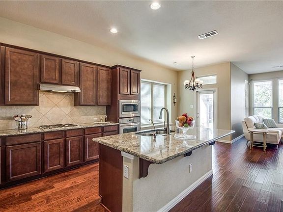 4th image of 10808 Sedalia Dr