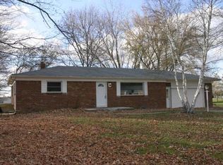 11101 N Meadows Dr, Fishers, IN 46038