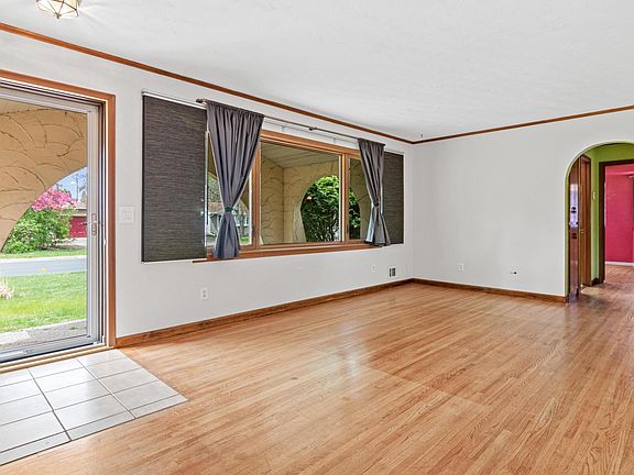 5th image of 7012 Newton Ave N