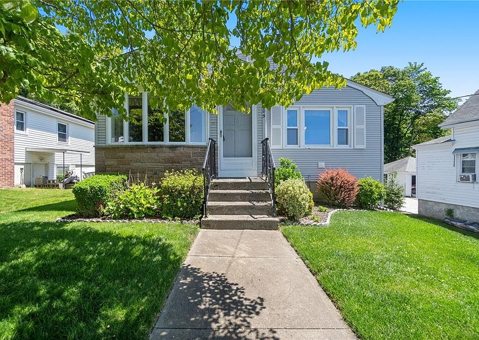 105 Walnut St, Johnston, RI 02919 Zillow
