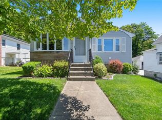 105 Walnut St, Johnston, RI 02919