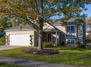 4121 Cross Creek Dr, South Bend, IN 46628