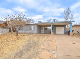 4527 Valley Garden Cir SW, Albuquerque, NM 87105