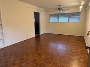 4001 Greeley St APT 18, Houston, TX 77006