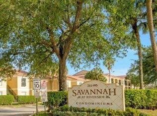 927 Riverside Dr APT 324, Pompano Beach, FL 33071