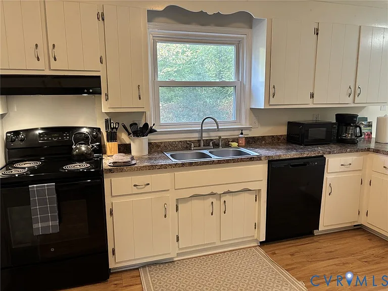 3856 River Rd W — Photo 5