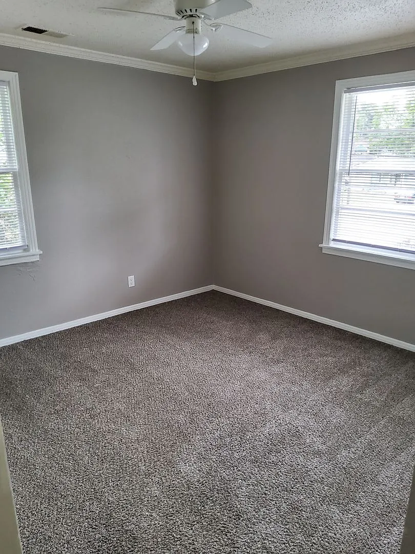 Welcome to 1500 E. Alcy Road! — Photo 4