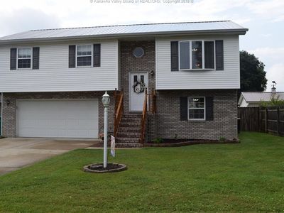 41 Grapevine St, Winfield, WV, 25213