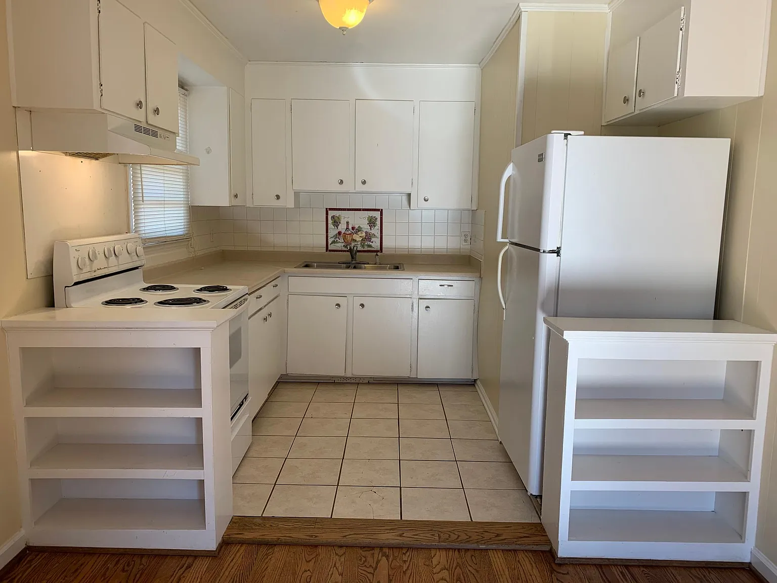 3 bed, 1100 sqft, $1,495 — Photo 2