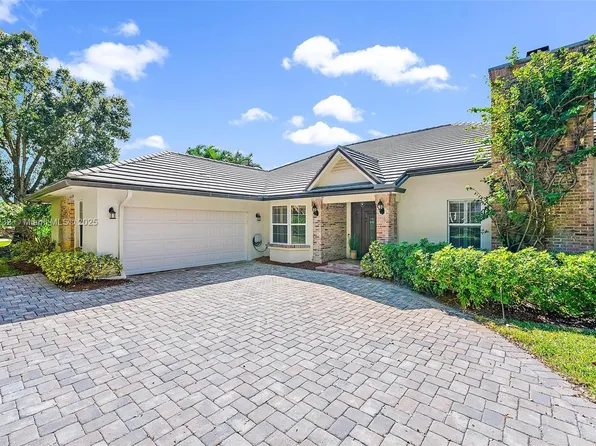 18433 SE Heritage Dr, Jupiter, FL 33469