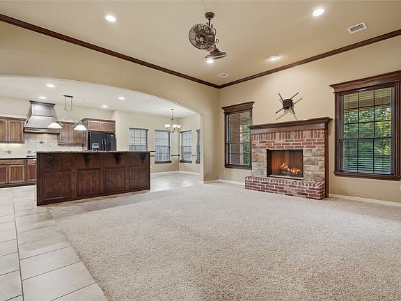 3rd image of 8210 S 14th Pl