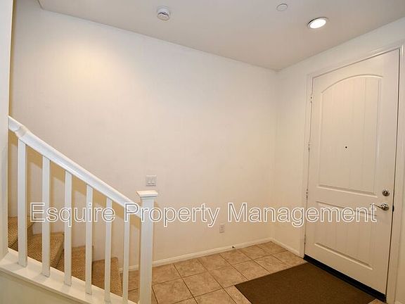 3rd image of 433 Castiano St
