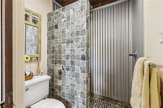 1404 Prytania St #E1 — Photo 33