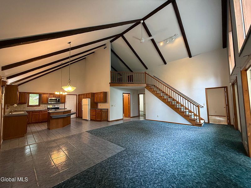 5th image of 936 Ridge Road