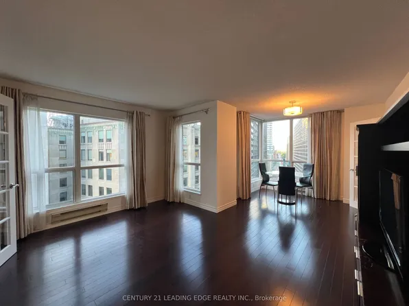 7 Carlton St, Toronto, ON