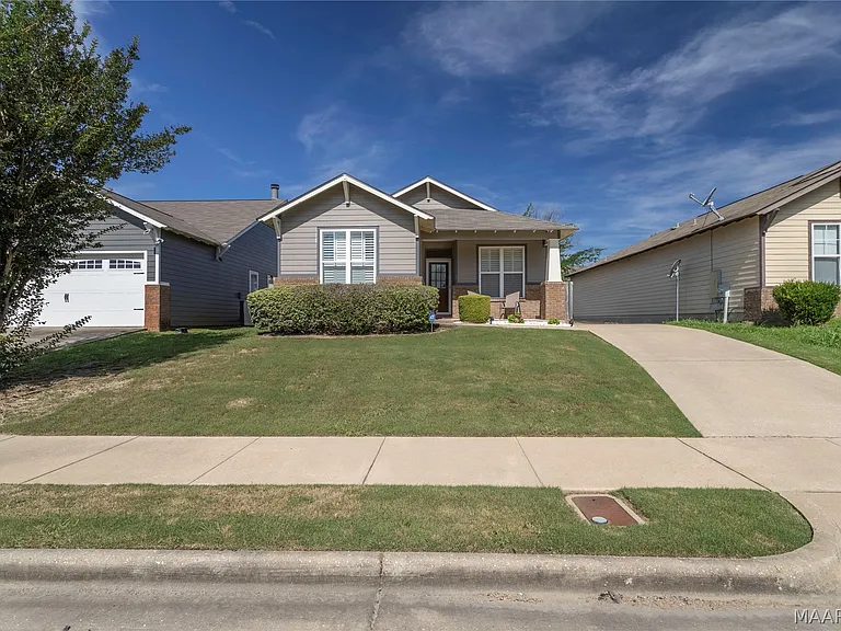 3909 Brookshire Way — Photo 1