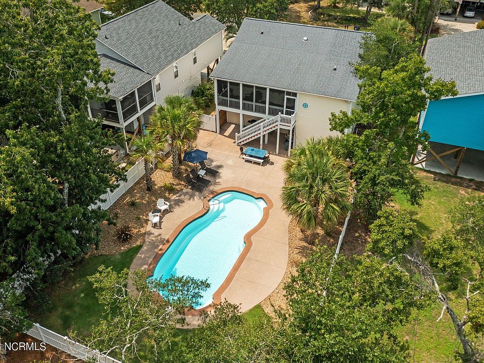 1st image of 336 NE 40th Street