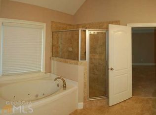 2500 Highglen Ct, Milton, GA 30009