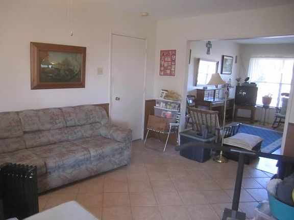 4th image of 4406 Cornell Dr
