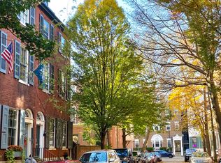 1024 Clinton St #1C, Philadelphia, PA 19107