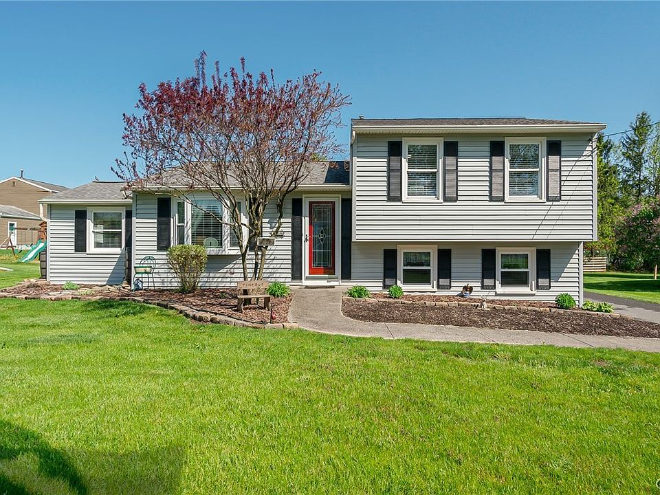 1st image of 126 Cheerwood Dr