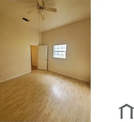 1229 S Clark St — Photo 4