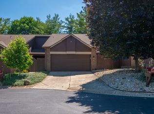 209 Brighton Ct, Greenwood, IN 46143