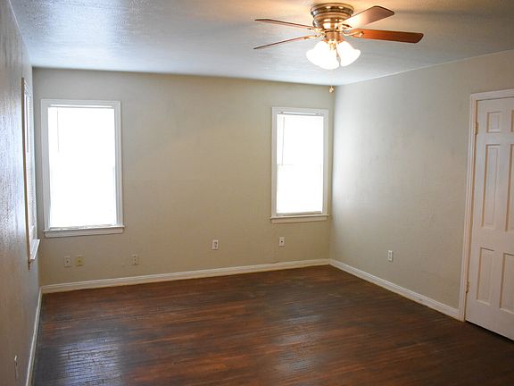 5th image of 2411 22nd St APT B