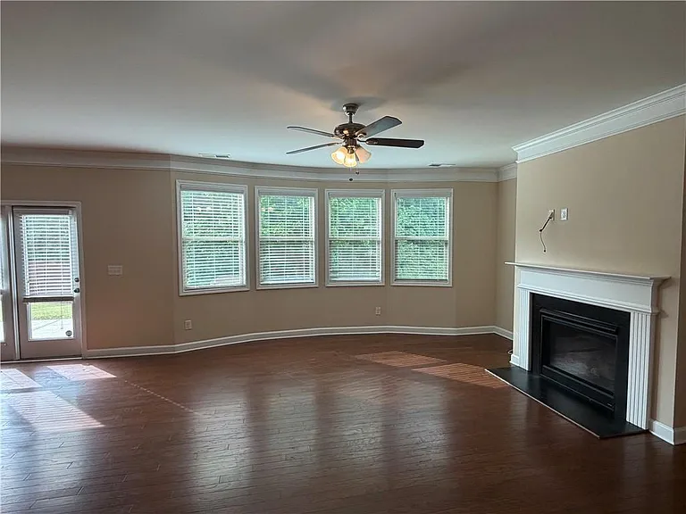 4525 Highfield Dr — Photo 17