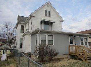 530 6th Ave S #3, Clinton, IA 52732