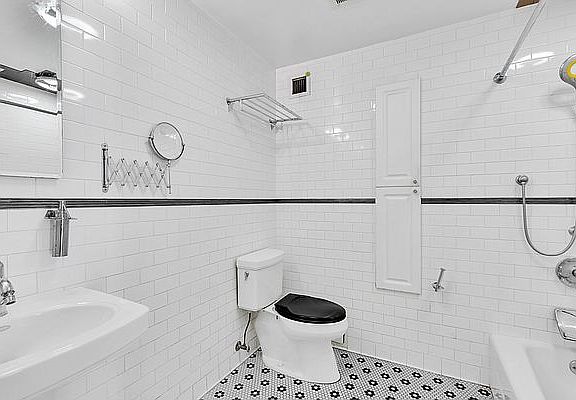5th image of 175 E 2nd St APT 1D