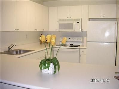 3rd image of 2301 Collins Ave APT 1035