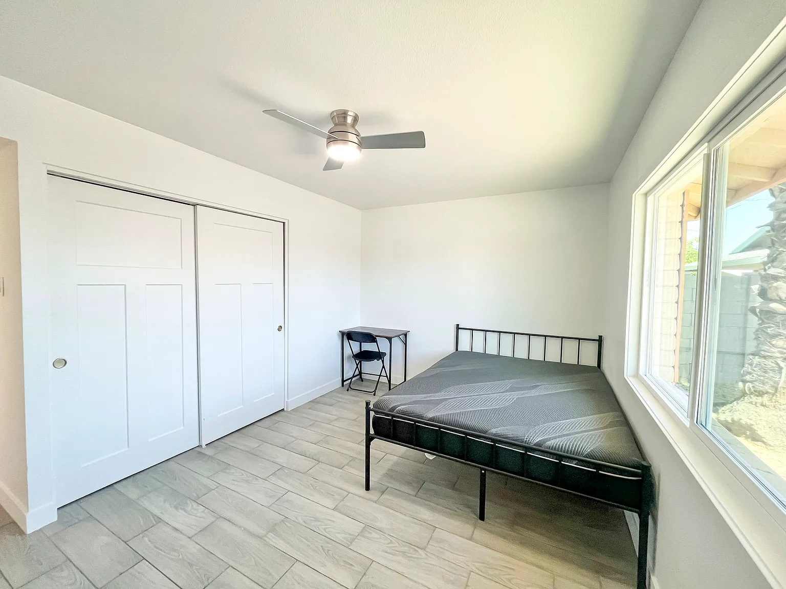 4 bed, 3.0 bath, 2153 sqft, $819 — Photo 1
