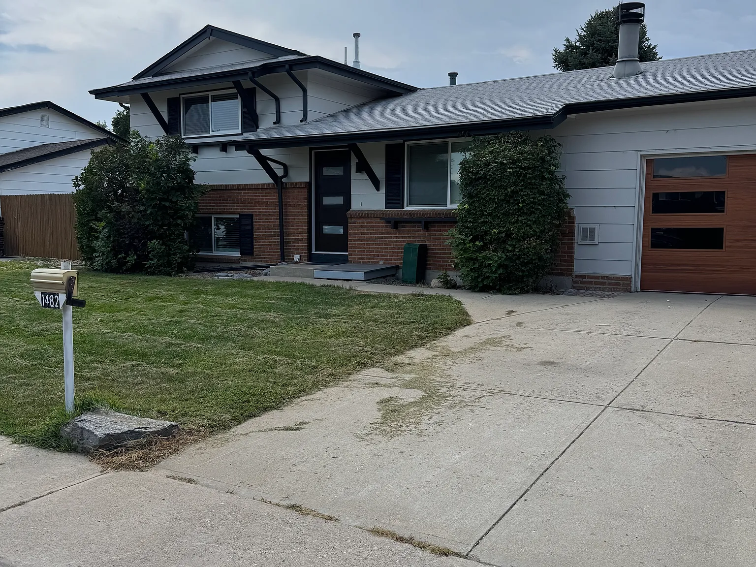 1482 Quivira Dr — Photo 1