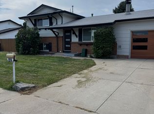1482 Quivira Dr, Denver, CO 80229