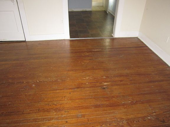 4th image of 2715 Hemphill Park APT B