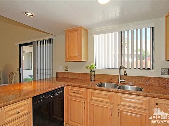 4th image of 53125 Avenida Vallejo