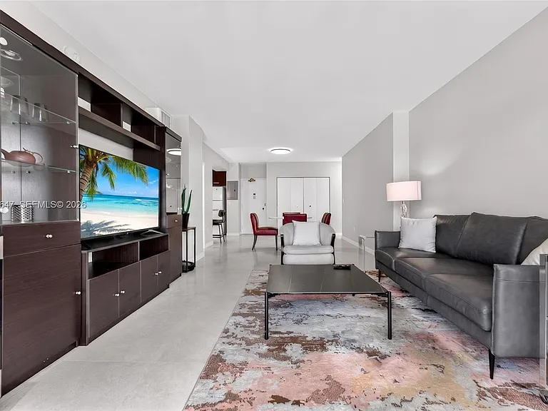 1980 S Ocean Dr #19L — Photo 9