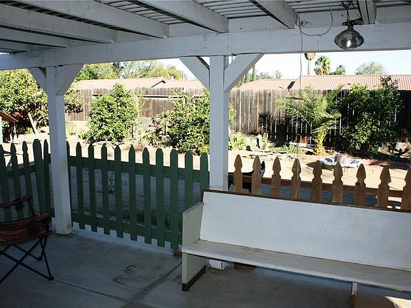 5th image of 12894 Crossmont Pl