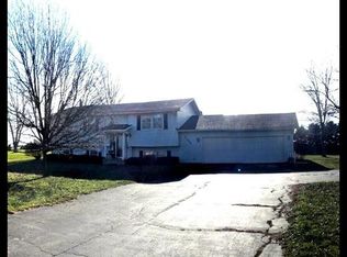 31875 E Thome Rd, Rock Falls, IL 61071