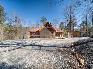 70 Hilltop Valley Dr, Murphy, NC 28906