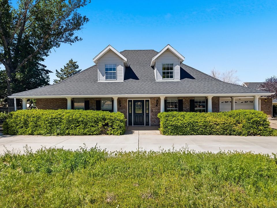 1st image of 885 N Horsemans Park Dr