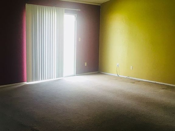 4th image of 12504 Whittaker Ave