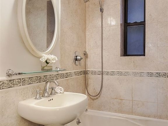 4th image of 741 W End Ave APT 2C