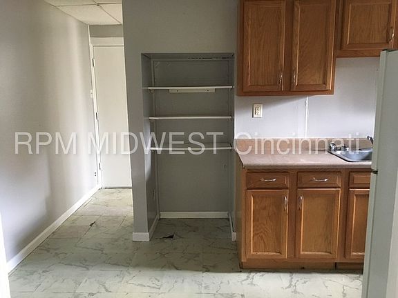 4th image of 4414 Ivanhoe Ave APT 4