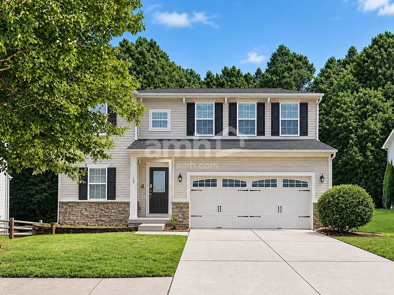 5 bed, 3.5 bath, 3294 sqft, $2,965 — Photo 1