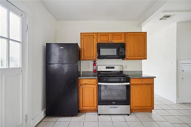 2902 Aubry St — Photo 9