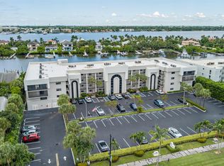 3525 S Ocean Blvd APT 111, South Palm Beach, FL 33480