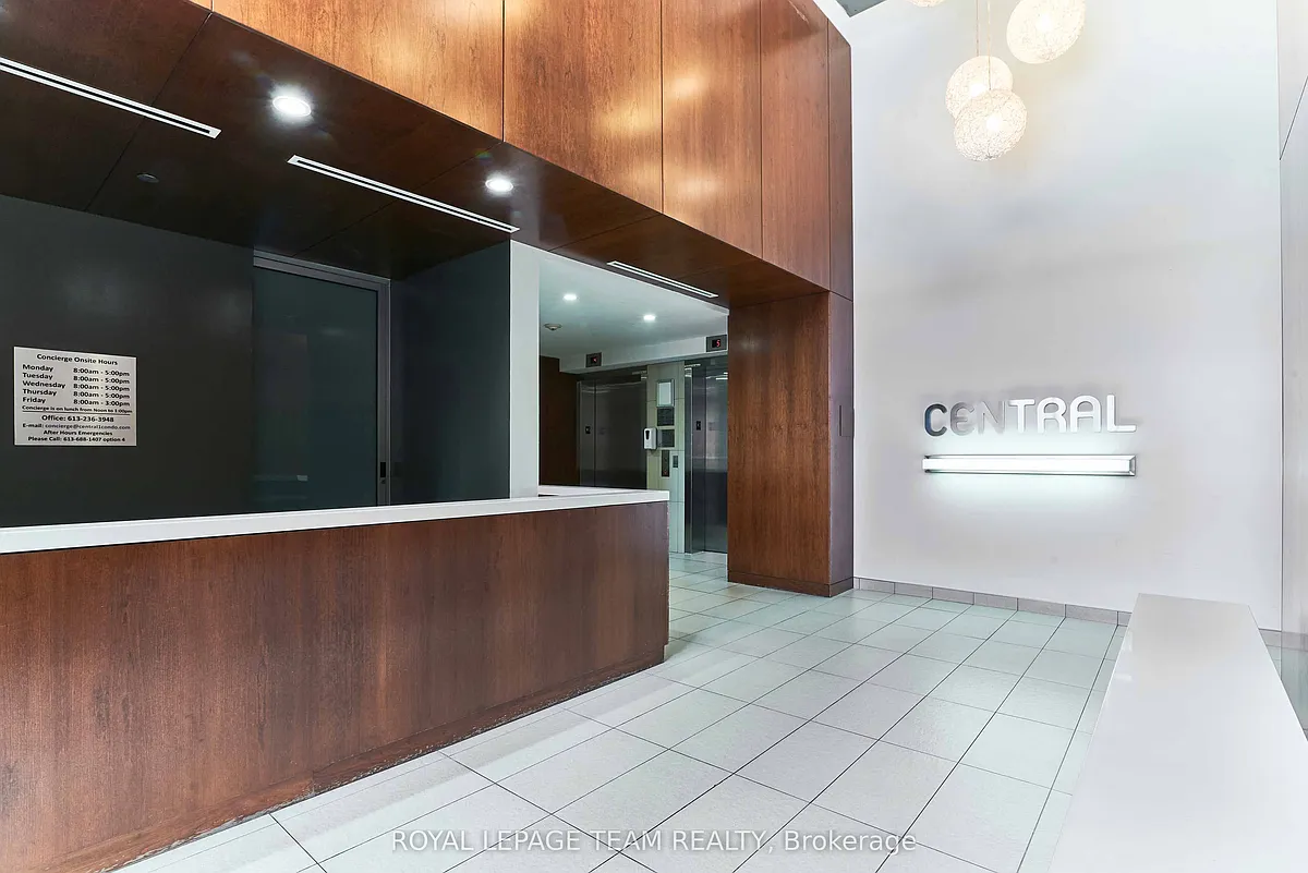 Building Photo - 354 Gladstone Ave #312