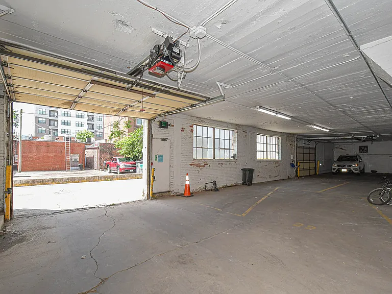 321 Belt Ave #201 — Photo 39